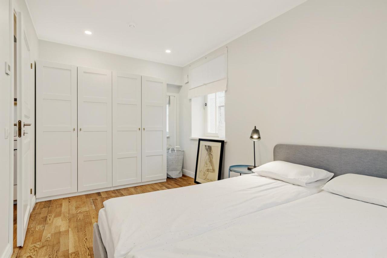 Ferienwohnung Charming 1Br In Superb Location, Free Parking & Wi-Fi Reval Exterior foto