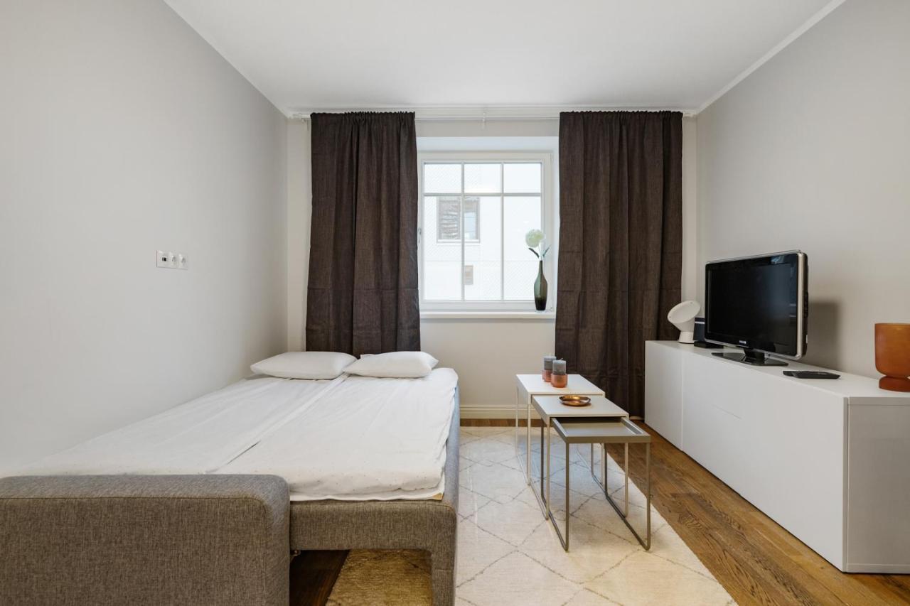 Ferienwohnung Charming 1Br In Superb Location, Free Parking & Wi-Fi Reval Exterior foto